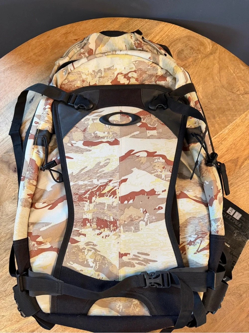 Oakley Desert Camo Daypack Backpack - Tan/Beige